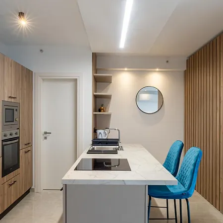 Offshore In St Julians Centre Apartment *