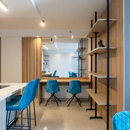 Apartment Offshore In St Julians Centre