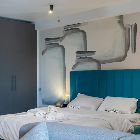 Offshore In St Julians Centre Apartment *