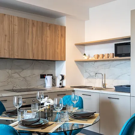 Offshore In St Julians Centre Daire Saint Julian's