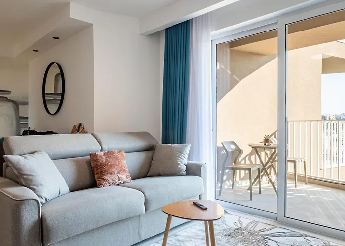 Offshore In St Julians Centre * Saint Julian's