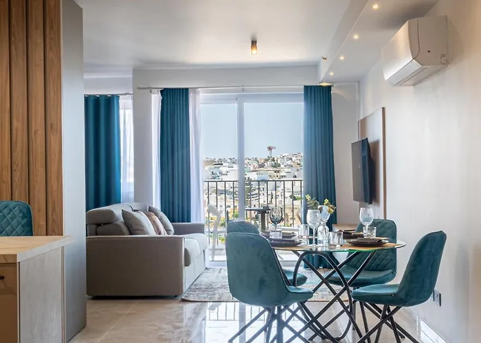 Offshore In St Julians Centre Διαμέρισμα *