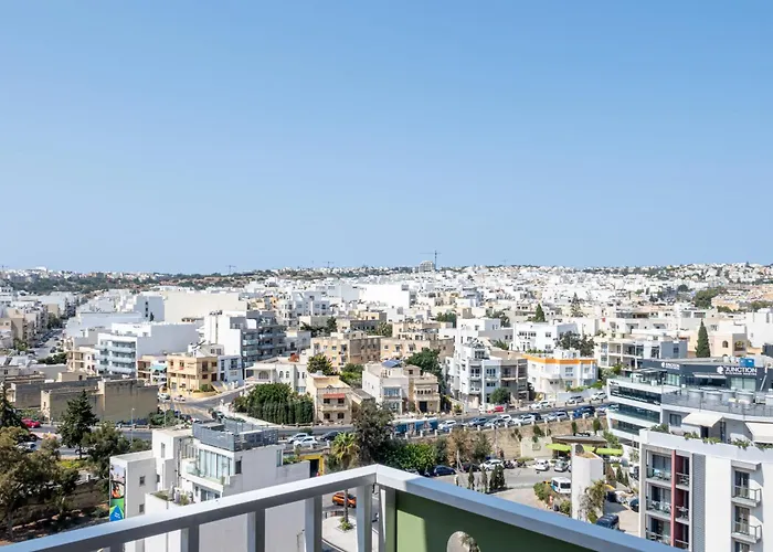 Offshore In St Julians Centre Διαμέρισμα Saint Julian's