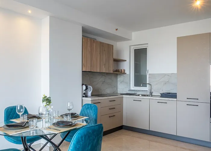 Διαμέρισμα Offshore In St Julians Centre Saint Julian's