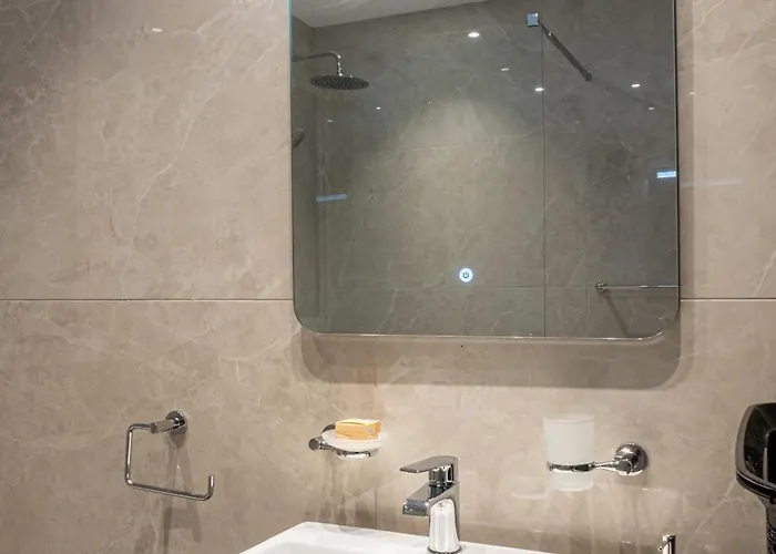 Offshore In St Julians Centre Διαμέρισμα Saint Julian's